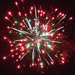 Фейерверк салют «Миллиардер» 268 залпов, 0.8- 1" калибр Фейерверк салют «Миллиардер» 268 залпов, 0.8- 1" калибр