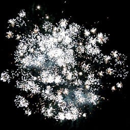 Фейерверк салют «Миллиардер» 268 залпов, 0.8- 1" калибр Фейерверк салют «Миллиардер» 268 залпов, 0.8- 1" калибр