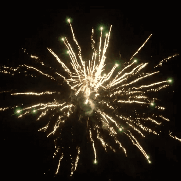 Фейерверк салют «Новогодний шторм» 300 залпов, 1" калибр Фейерверк салют «Новогодний шторм» 300 залпов, 1" калибр