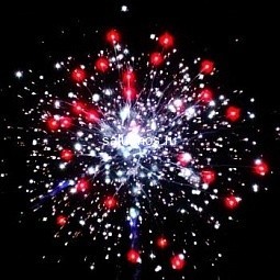 Фейерверк Восхитительный на 200 залпов 1.25 дюйм(а)