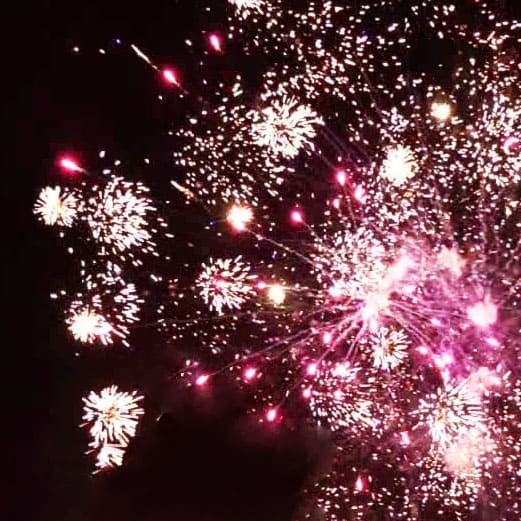 Фейерверк салют «Орион» 181 залпов, 1.2- 1.5" калибр Фейерверк салют «Орион» 181 залпов, 1.2- 1.5" калибр