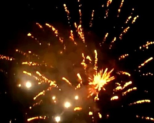 Фейерверк-136 на 136 залпов 1-1.25 дюйм(а)