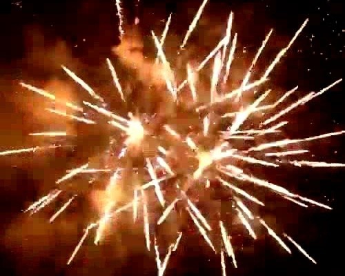 Фейерверк Звездная соната на 138 залпов 1.25 дюйм(а)  Фейерверк Звездная соната на 138 залпов 1.25 дюйм(а)