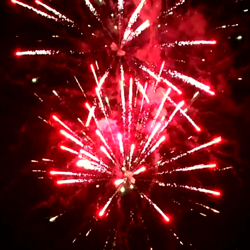 Фейерверк Фейерверк на Юбилей на 150 залпов 1 дюйм(а)