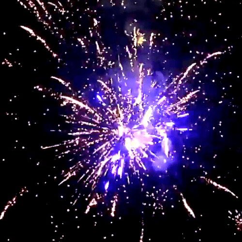 Фейерверк Фейерверк на Юбилей на 150 залпов 1 дюйм(а)