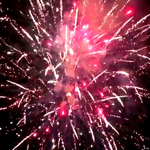 Фейерверк Фейерверк на Юбилей на 150 залпов 1 дюйм(а)