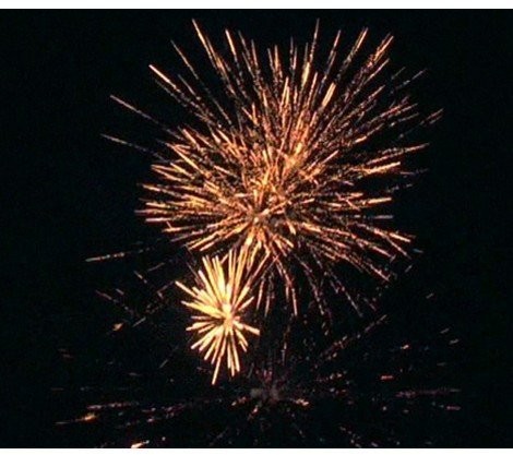 Фейерверк Furious на 90 залпов 0.8 дюйм(а) Фейерверк Furious на 90 залпов 0.8 дюйм(а)