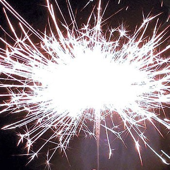 Бенгальские огни 65см (5шт) Северное сияние - разноцветные (красный, желтый, зелёный, голубой, белый) Бенгальские огни 65см (5шт) Северное сияние - разноцветные (красный, желтый, зелёный, голубой, белый)