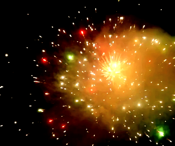 Фейерверк Синее море на 100 залпов 1 дюйм(а) Фейерверк Синее море на 100 залпов 1 дюйм(а)