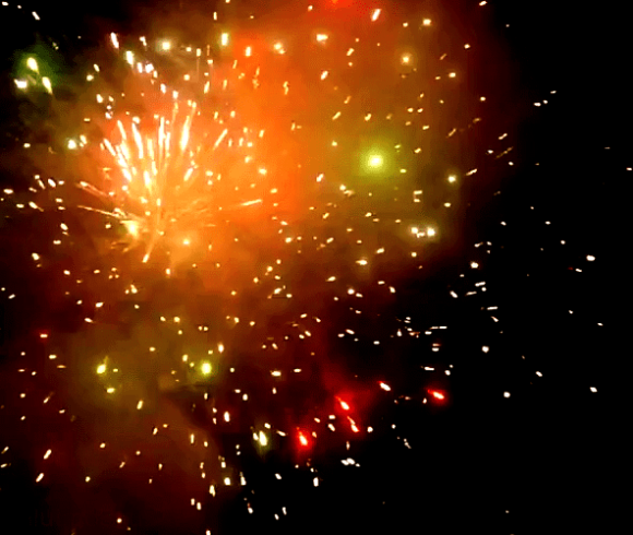 Фейерверк Синее море на 100 залпов 1 дюйм(а) Фейерверк Синее море на 100 залпов 1 дюйм(а)