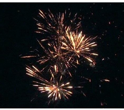 Фейерверк Ветер / Wind на 100 залпов 0.8 дюйм(а) Фейерверк Ветер / Wind на 100 залпов 0.8 дюйм(а)