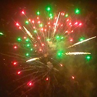 Фейерверк Пиромастер на 34 залпов 0.8-1 дюйм(а) Фейерверк Пиромастер на 34 залпов 0.8-1 дюйм(а)