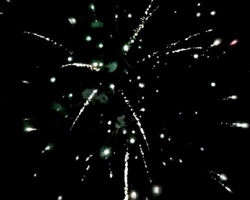 Фейерверк Радуга на 36 залпов 1 дюйм(а) Фейерверк Радуга на 36 залпов 1 дюйм(а)