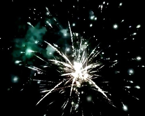 Фейерверк Радуга на 36 залпов 1 дюйм(а) Фейерверк Радуга на 36 залпов 1 дюйм(а)